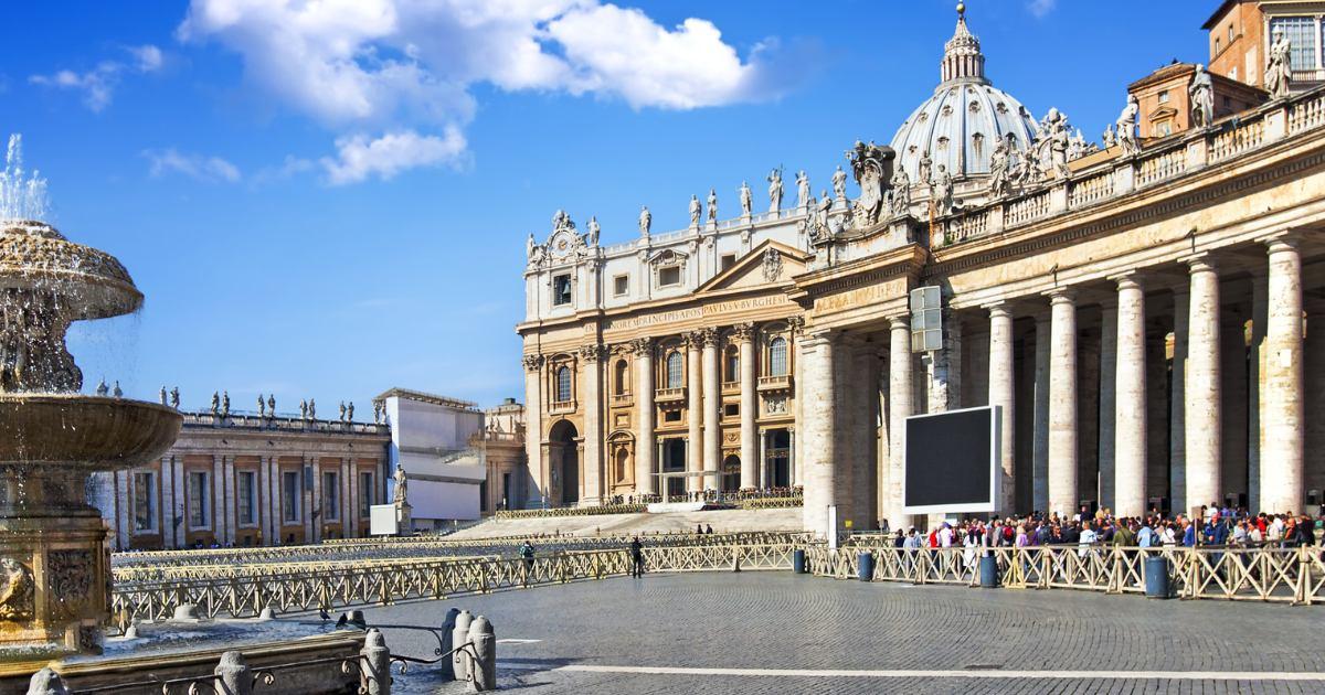 Exploring-St.-Peter's-Basilica:-Do-You-Need-Entry-Tickets?