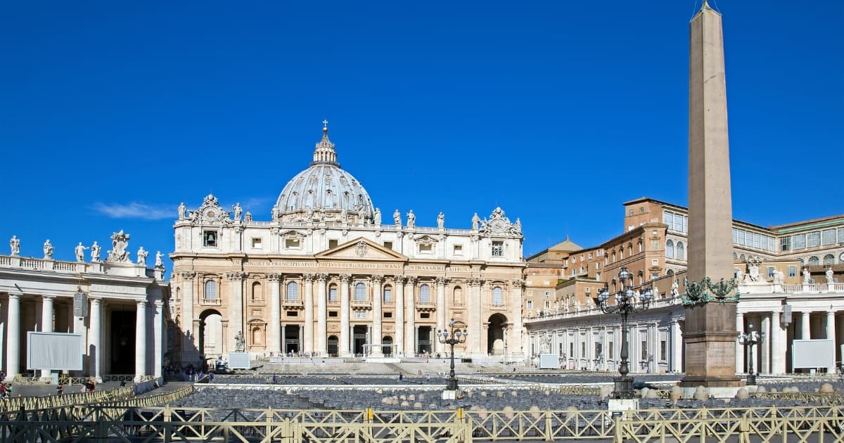 best time to visit st peter basilica