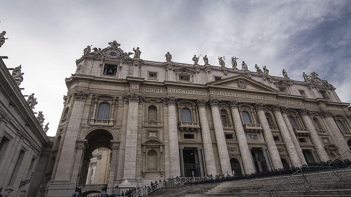 THE ARCHITECTS OF SAINT PETER’S BASILICA